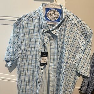 Mens plaid short sleeve collared shirt
